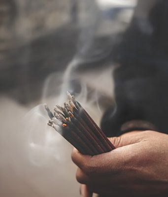 Les encens japonais : Une invitation à la méditation et à la détente Les encens japonais