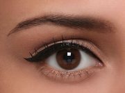 Combien Coûte un Tatouage Eye Liner ? Tarifs et Facteurs à Considérer prix Tatouage Eye Liner