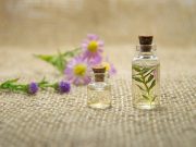 Huiles essentielles : comment s’en servir au quotidien ? Huiles essentielles - comment s’en servir au quotidien ?