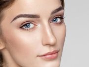 Poudrage sourcils : prix, durée et résultat attendu poudrage-sourcils