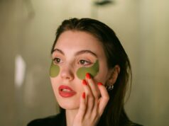 Hydrater le contour des yeux : comment éviter les rides et cernes hydrater-le-contour-des-yeux