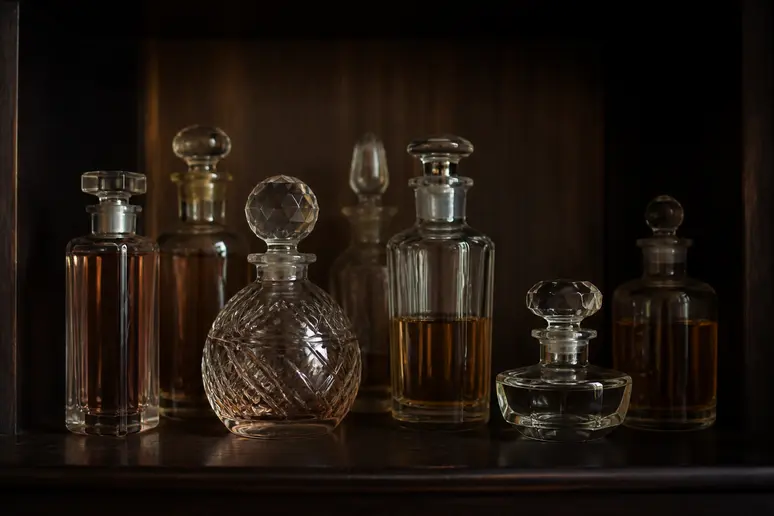 Bien conserver son parfum dans un placard pour un sillage longue tenue